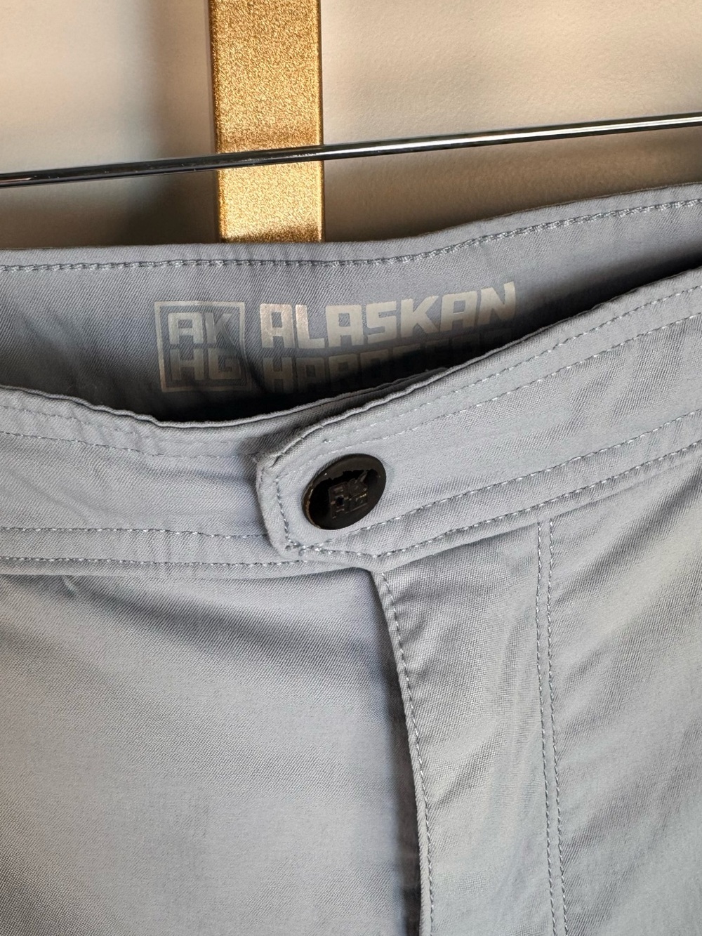 Duluth Alaskan Hardgear Mens
Stone Run Glaciar Gray
Stretch 40 Standard - Picture 5 of 12